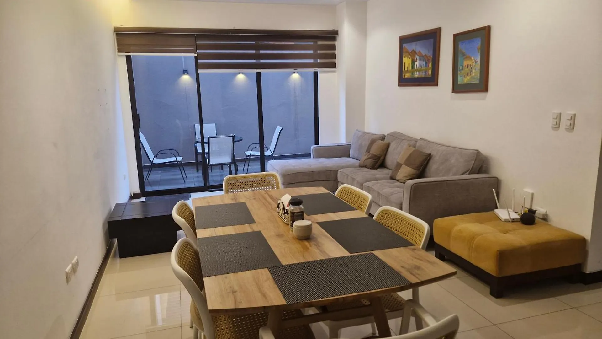 Departamento Excelente Ubicacion Con Parqueo Διαμέρισμα Κουένκα Ισημερινός